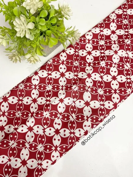 Jlamprang Maroon