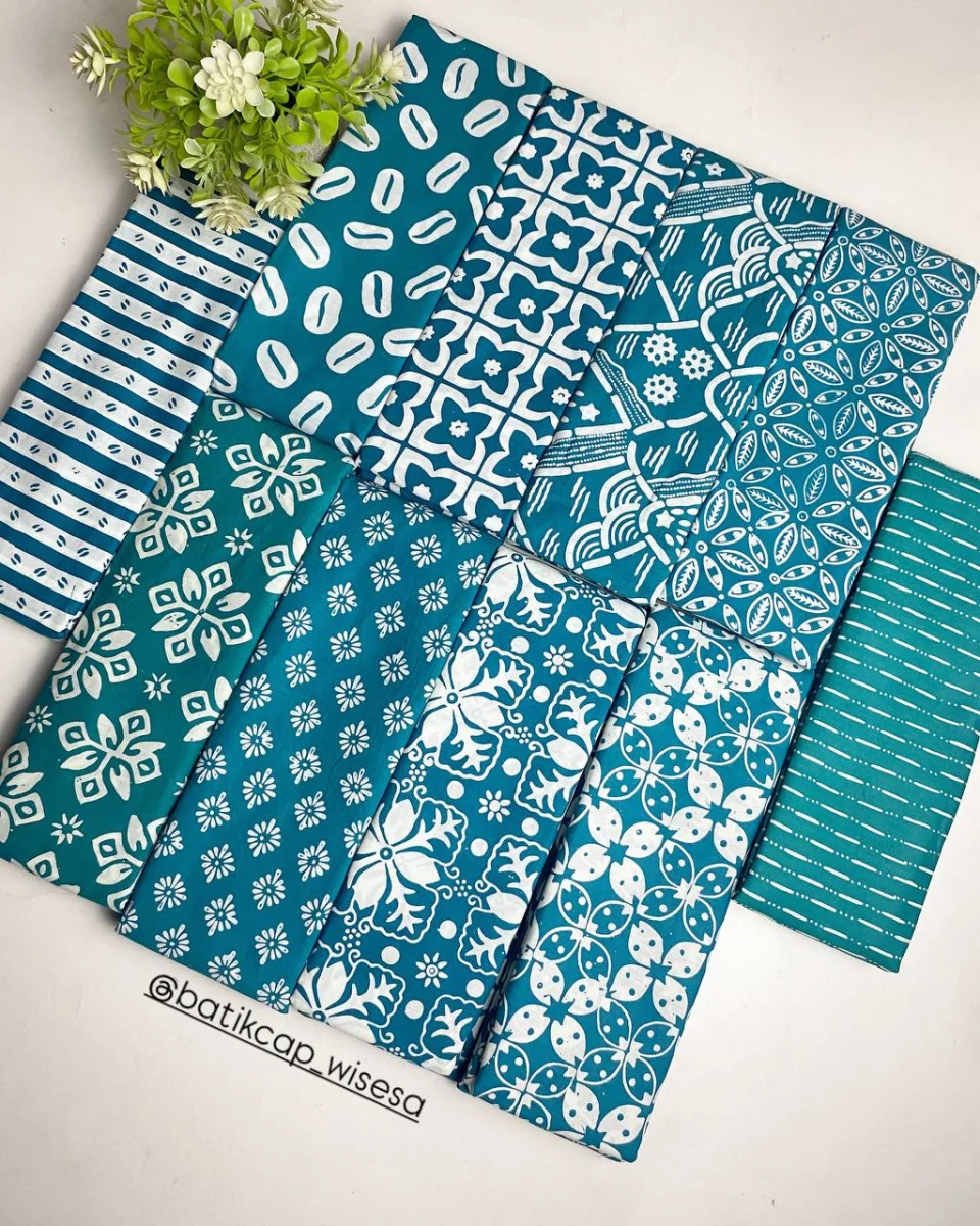 Batik Cap 1 warna Tosca