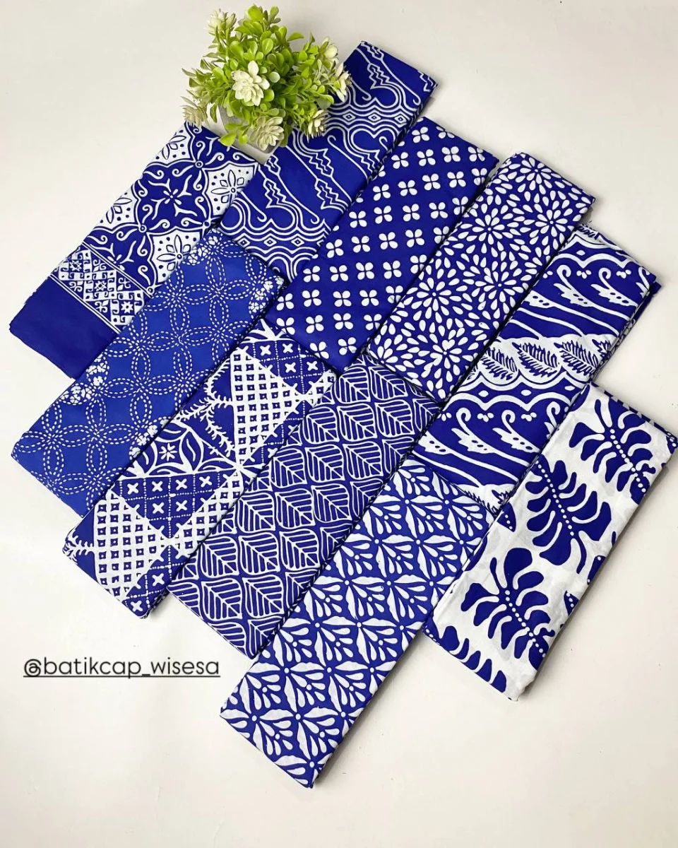 Kain Batik Cap Garutan warna Biru